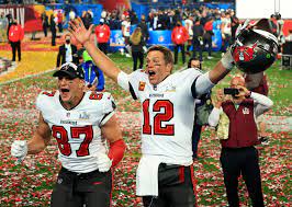 L'entraîneur et le directeur général des Tampa Bay Buccaneers proposent de renouveler